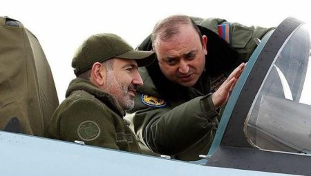 Asif Nerimanlı: ErmənistanSu-30SM təyyarələrinin Rusiya niçin verdi