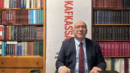Hasan Oktay: Zelenski və Cənubi Qafqazın taleyi necə olacaq, Qarabağda “Abxaziya modeli” ola bilərmi?