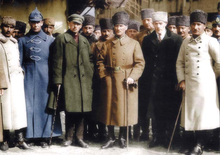Rusya: Atatürk’e Ukrayna milliyetçileri değil, Sovyet Rusyası yardım etti