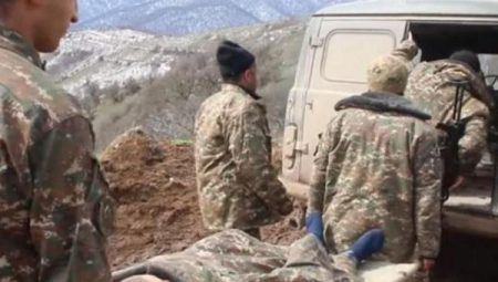 Kaos ve anarşinin kol gezdiği Ermenistan ordusu – askerler intihar ediyor…