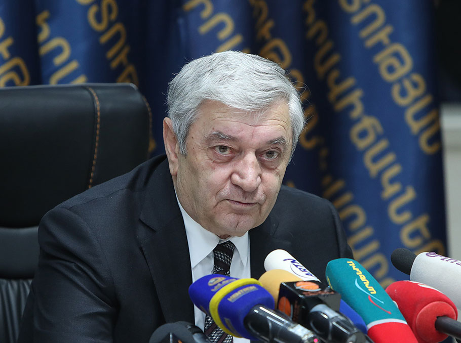 Ermenistanda bir istifa daha: Felix Tsolakyan istifa etti