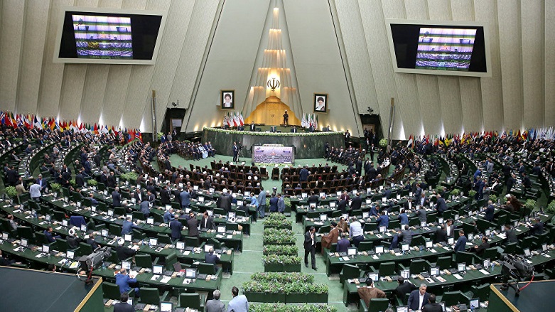 İran Parlamentosunda Viyana çatlağı