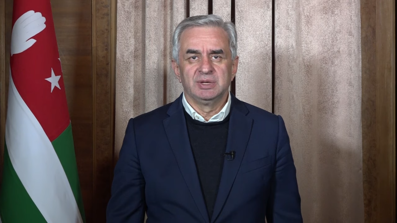 Abkhazian leader resigns, new elections called