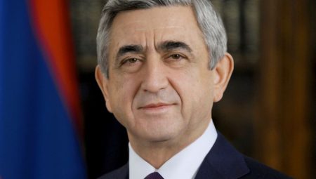 Sarkisyan yeniden parti başkanı